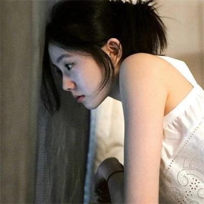 关键投票海报