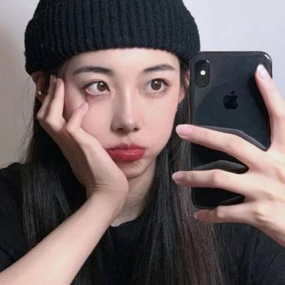 美幸梦游仙境海报